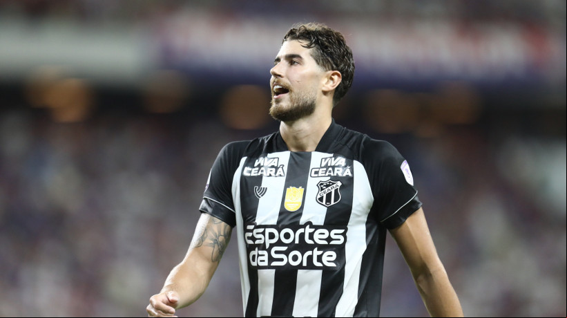 Artilheiro da Série A, Pedro Raul é um dos três jogadores pendurados