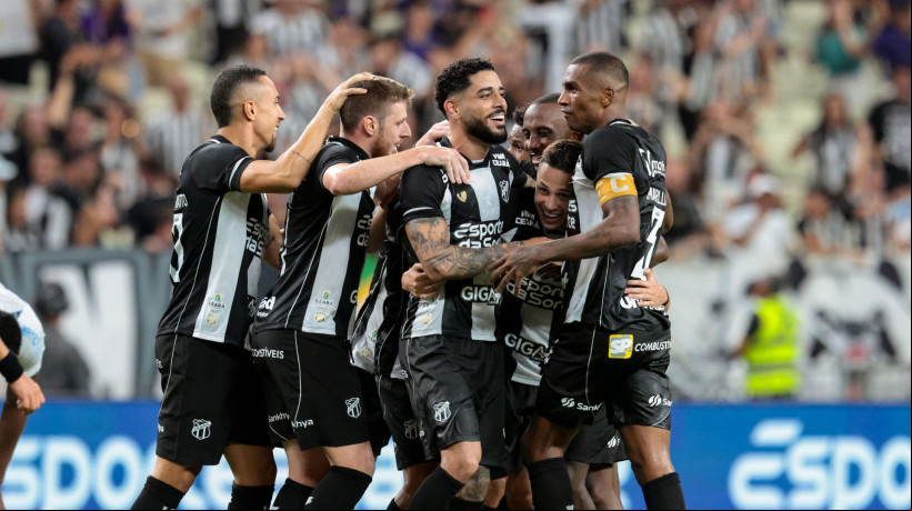 FORTALEZA,CEARÁ, BRASIL,05-04-2025: Matheus Araújo em Primeiro jogo em casa do Campeonato Brasileiro serie A do Ceará x Grêmio na arena Castelão. (Foto: Samuel Setubal/ O Povo) 