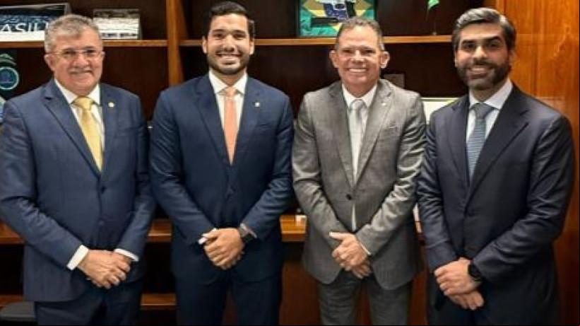 Pedetistas e André Fernandes estiveram juntos em Brasília