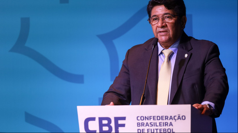 Ednaldo Rodrigues, presidente da CBF, discursa após reeleição em Assembleia Geral Eleitoral na sede da CBF