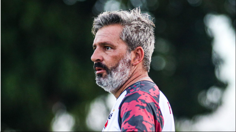 Ferroviário, de Tiago Zorro, joga em Campina Grande (PB)
 