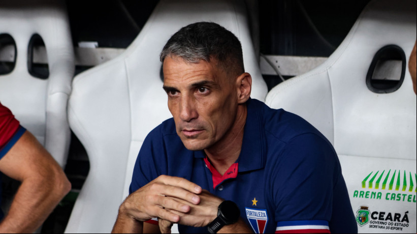 O técnico reconheceu a má fase, mas rechaçou reformulação de elenco ou medidas drásticas 