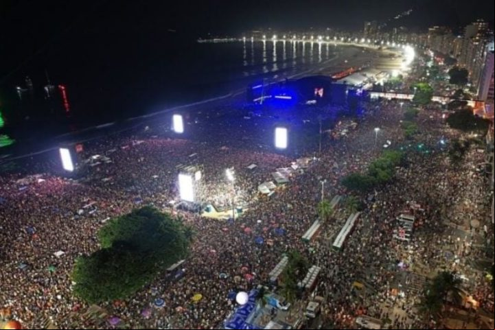 De acordo com estimativa da Prefeitura do Rio, baseada no estudo “Potenciais Impactos Econômicos do Show da Lady Gaga no Rio – 2025”, o show de Lady Gaga deve atrair 1,6 milhão de pessoas para o show.