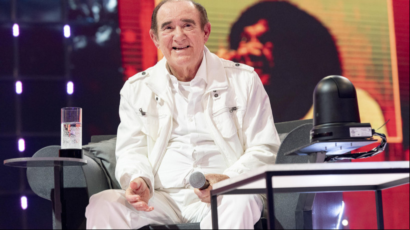 O humorista cearense Renato Aragão escalou um dos braços do Cristo Redentor em 28 de julho de 1991