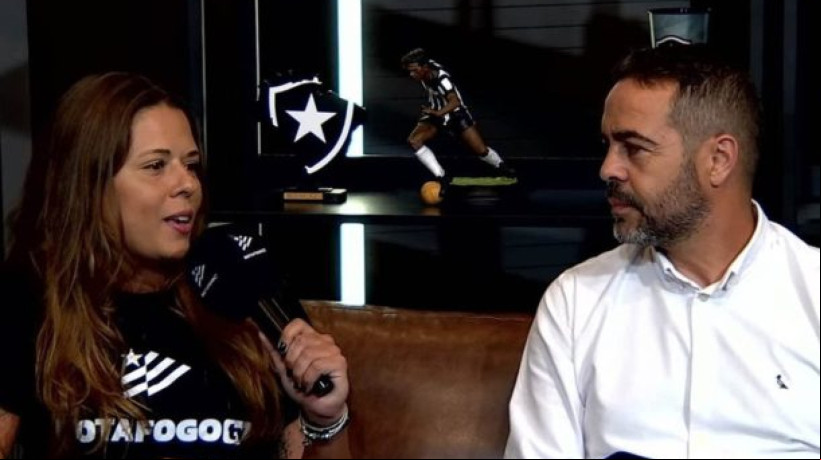 Neta de Nilton Santos e ex-técnico do Botafogo se envolveram durante a emblemática temporada de 2024 em meio a diversas polêmicas 