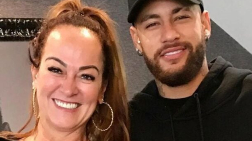 Mãe do camisa 10 do Santos confidenciou mudanças alarmantes em postura do filho desde o novo problema muscular
