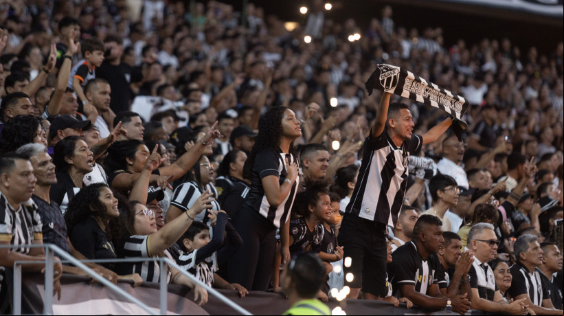 Torcida do Ceará no jogo Ceará x São Paulo, no Castelão, pelo Campeonato Brasileiro Série A 2025