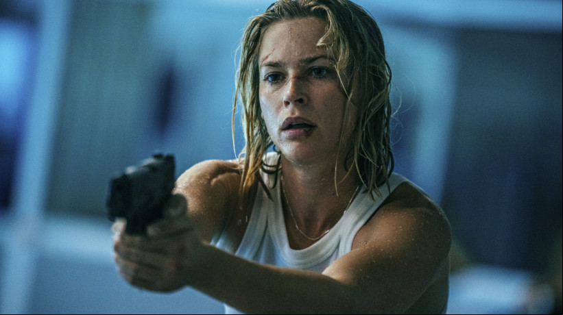 Estrelado por Jeanne Goursaud, filme de suspense