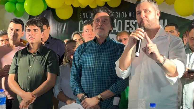 Em convenção estadual do MDB, Romeu Aldigueri (PSB), presidente da Alece, chama Eunício Oliveira de