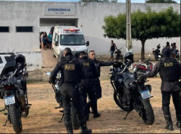 Um homem foi morto e outras quatro pessoas ficaram feridas na tarde deste domingo, 18, em Varjota, no Interior do Ceará 