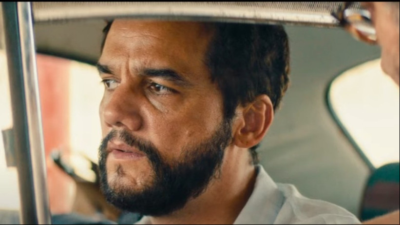 O longa se a em 1977, quando Marcelo (Wagner Moura) — especialista em tecnologia marcado pelo ado — retorna à sua cidade natal em busca de redenção.