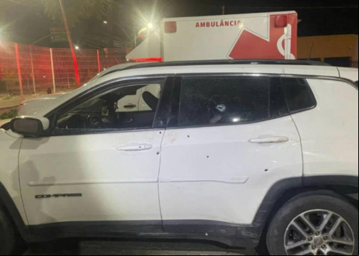 Duas jovens de 18 anos foram mortas dentro do automÃ³vel no Jangurussu, em Fortaleza 