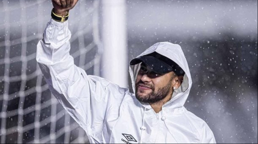 Astro esteve presente na final da Kings League, no Allianz Parque, horas depois da derrota do Santos no clássico contra o Corinthians