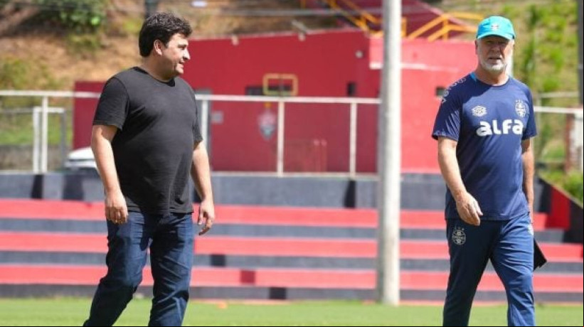 Clube solicitou reunião depois da derrota para o São Paulo, mas encontro ganhou caráter de urgência após eliminação na Copa do Brasil para o CSA