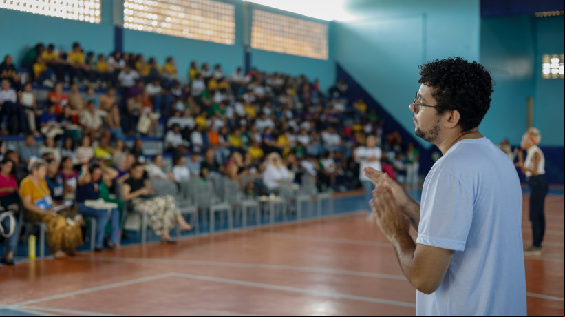 Escola encerrou o primeiro ano da iniciativa voltada à formação de profissionais e alunos para o enfrentamento de desigualdades