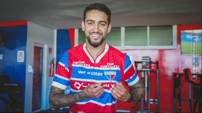 O meia Matheus Pereira é o novo reforço do Fortaleza