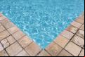 Uma das crianças morreu afogada na piscina de casa