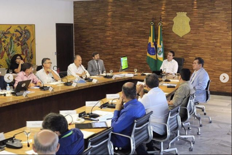 O governador do Ceará anunciou a criação de novas 80 vagas para o curso de medicina da UECE. (Foto: Divulgação / Instagram @camilosantanaoficial)