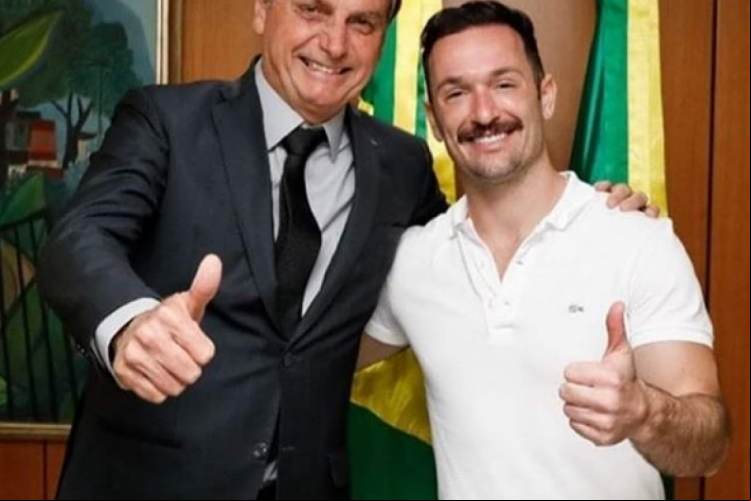 Nunca fui tão xingado diz Diego Hypólito após publicação de foto ao lado de Bolsonaro(foto...