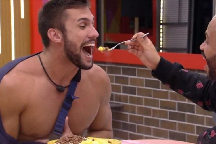 Arthur venceu a Prova do Anjo do BBB 21; Projota ficou em segundo lugar