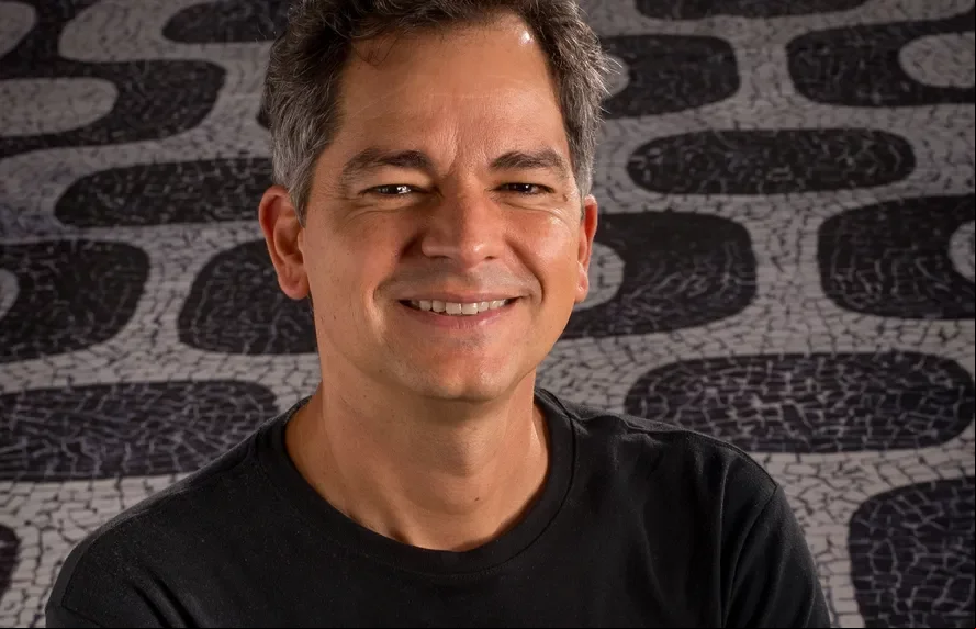 Carlos Saldanha - Cineasta com carreira internacional, dirigiu as franquias A Era do Gelo e Rio, entre outras.