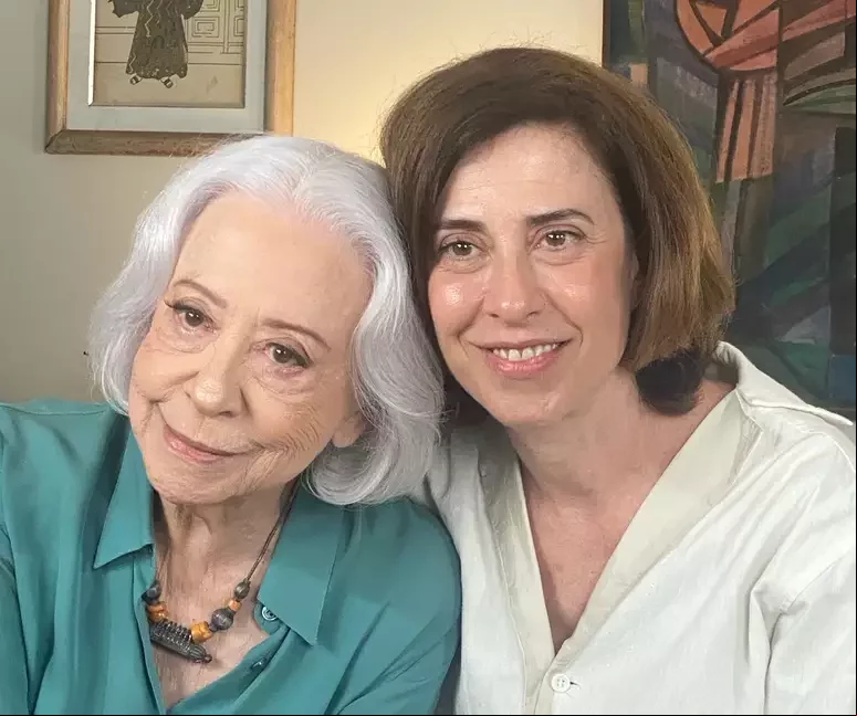 Ela é filha de dois ícones do teatro e da televisão brasileira: a atriz Fernanda Montenegro (foto) e o diretor Fernando Torres. Depois de crescer tendo contato com o teatro, aos 13 anos Torres ingressou no Tablado, renomada escola de formação de atores.