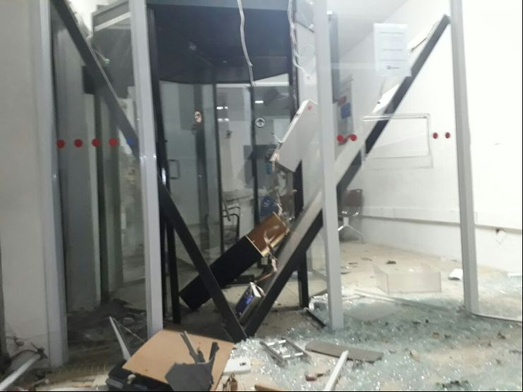 Agência após explosão 