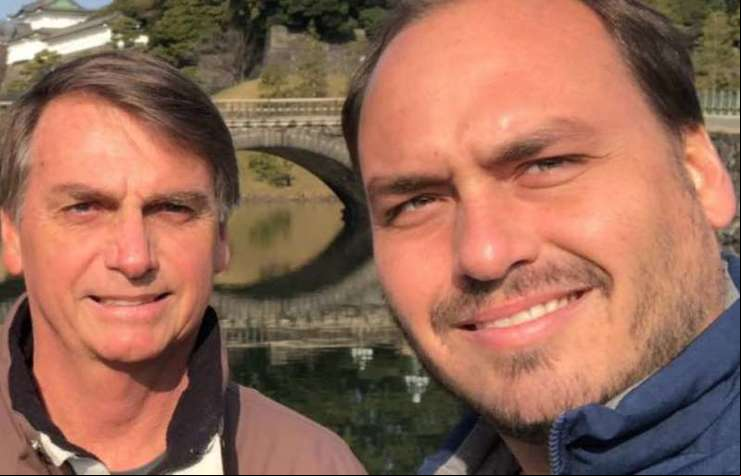 Jair Bolsonaro e Carlos Bolsonaro POL 15.05.2020
